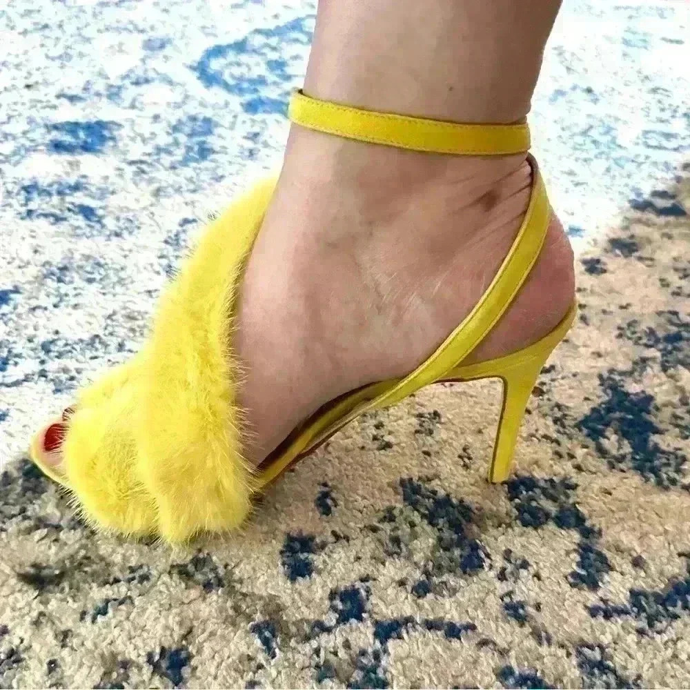Barneys New York Yellow Leather Sandals size 42 - Picture 8 of 17